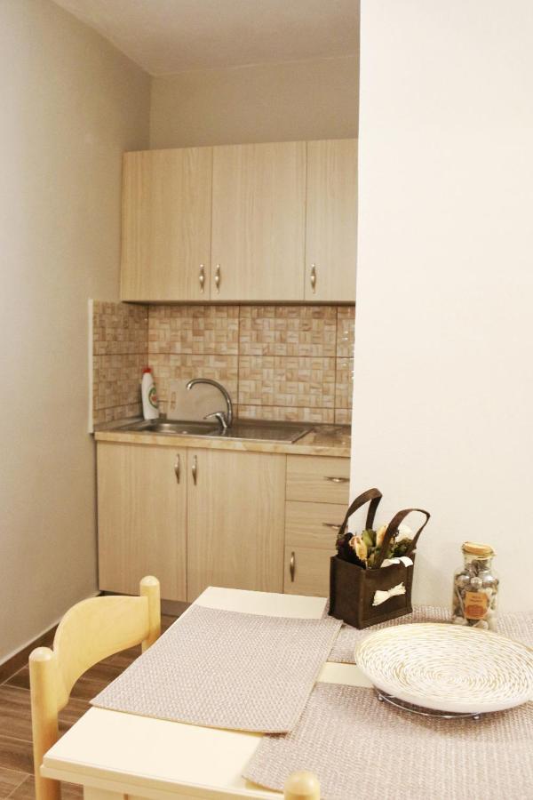 New Bazaar Arben'S Apartment Tirana Exterior photo